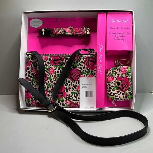 Betsey Johnson Handbags - 🌹Betsey Johnson The Pet Set Leopard 🌹. Three piece set. Rose floral print.